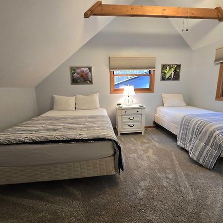 Вілла Saltbox Thompsonville Екстер'єр фото