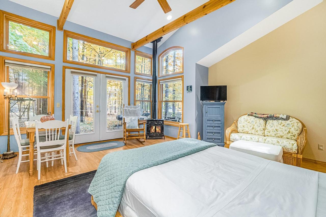 Вілла Saltbox Thompsonville Екстер'єр фото
